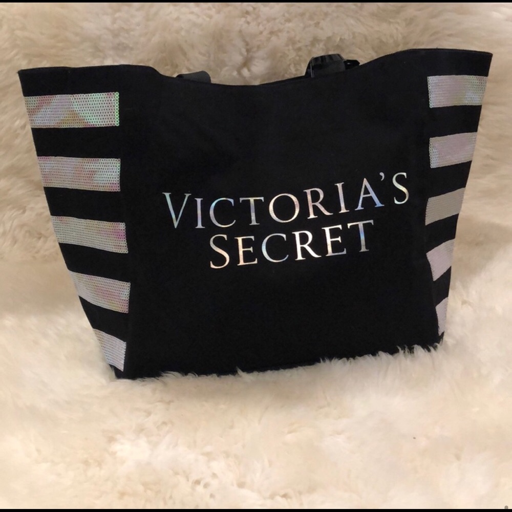 NWT Victoria Secret Bag